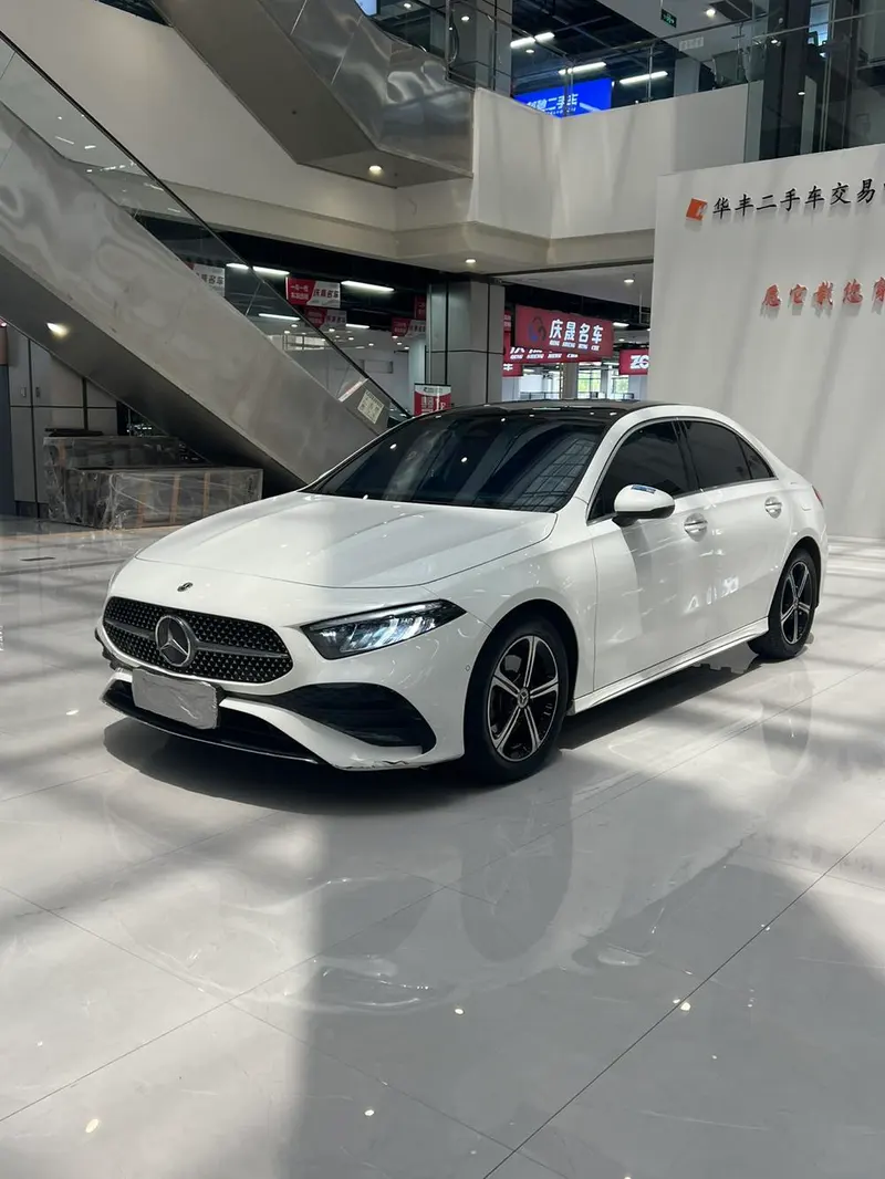 Mercedes-Benz A-Class A 200 L Edition, 2024 — фото 1