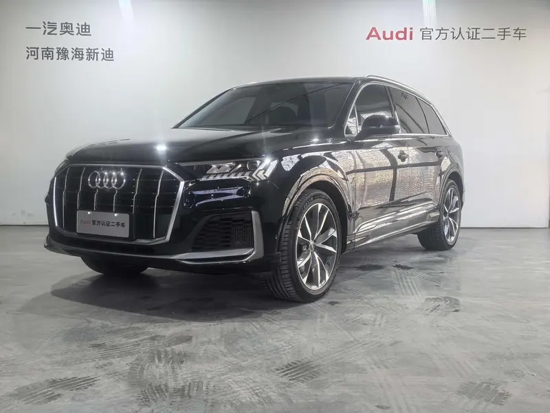 Audi Q7 55 TFSI quattro S line Sport Version, 2023 — фото 1
