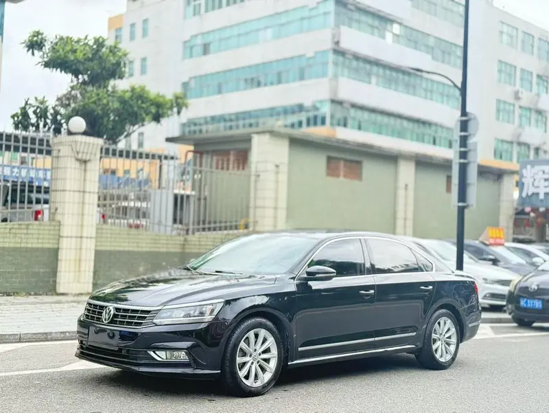Volkswagen Passat, 2016