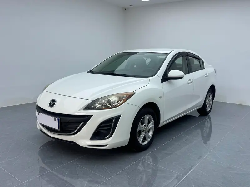 Mazda 3 Xingcheng, 2015