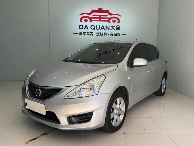 Nissan Tiida 1.6L CVT Comfort Version, 2011 — фото 1