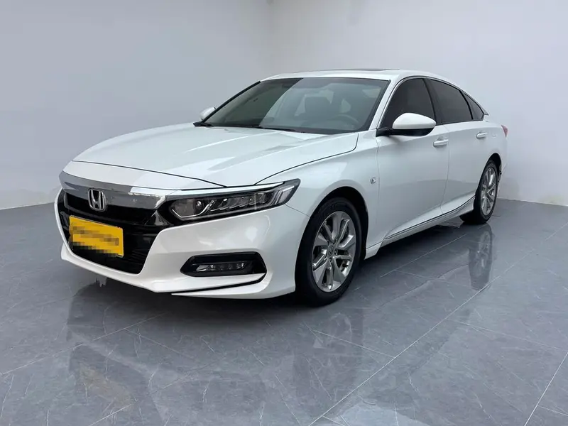 Honda Accord 230TURBO Comfort Edition CN6, 2018 — фото 1