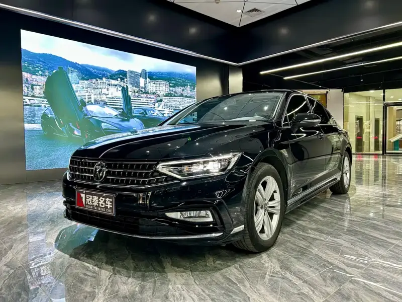 Volkswagen Magotan, 2025