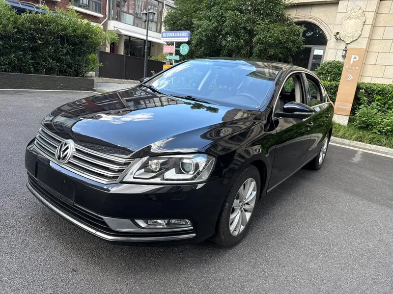 Volkswagen Magotan 1.8TSI Luxury Version, 2012 — фото 1