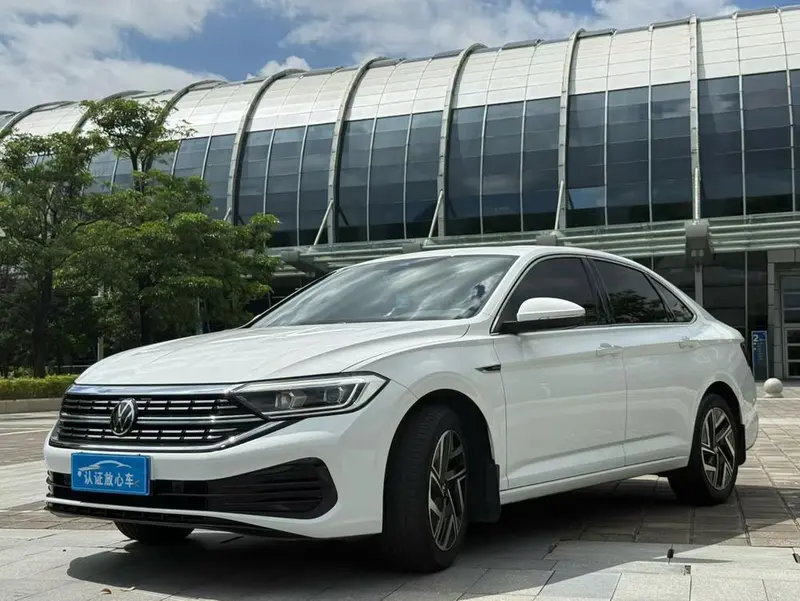 Volkswagen Sagitar, 2023