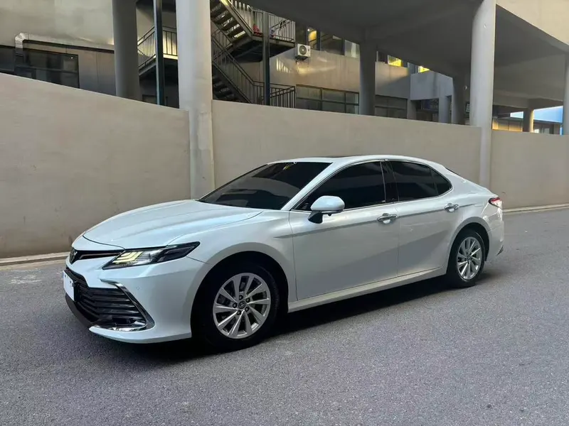 Toyota Camry, 2023