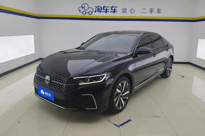 Volkswagen Passat, 2022