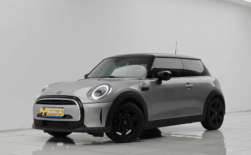MINI MINI Facelift 1.5T COOPER Artist, 2023 — фото 1