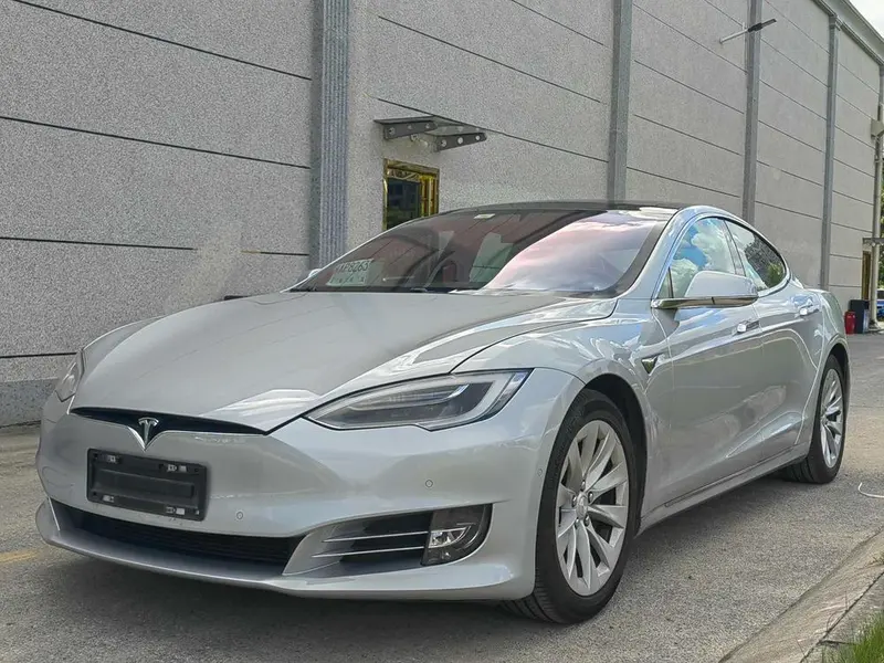 Tesla Model S, 2017