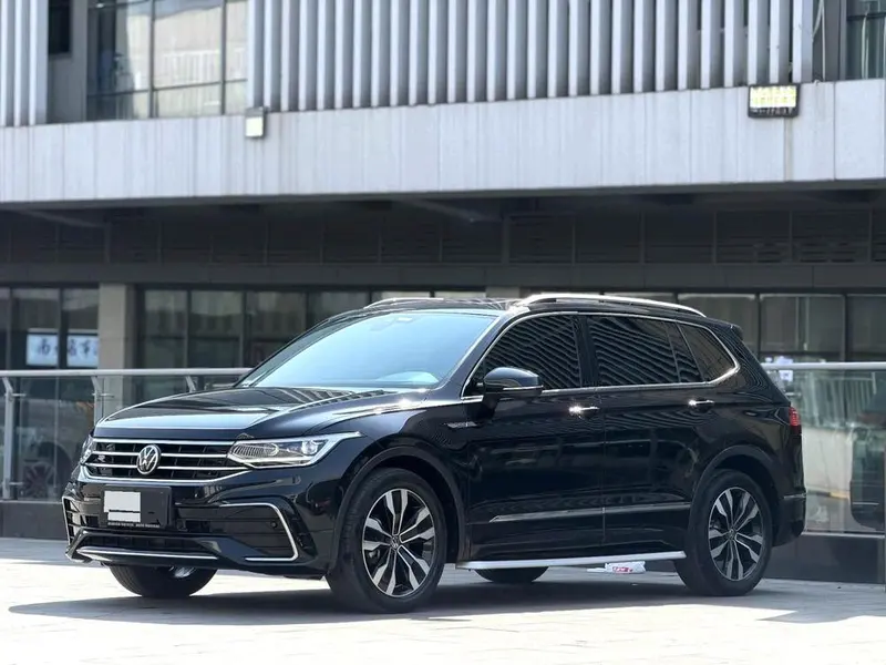 Volkswagen Tiguan L, 2023