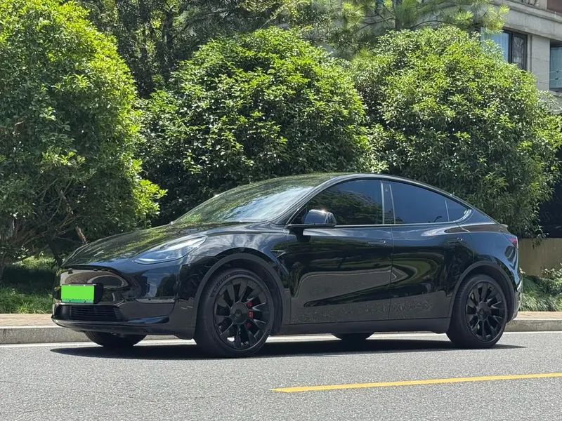 Tesla Model Y Facelift Long Range AWD Edition, 2022 — фото 1