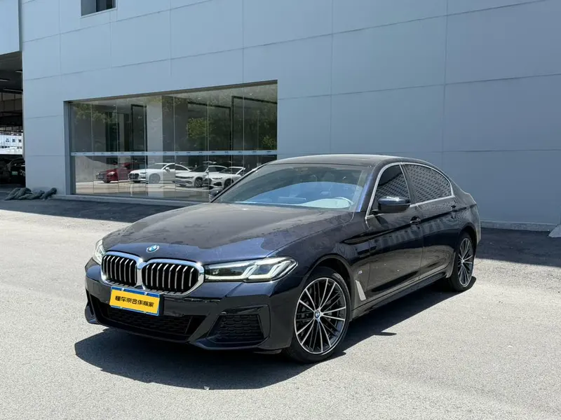 BMW 5-Series, 2023