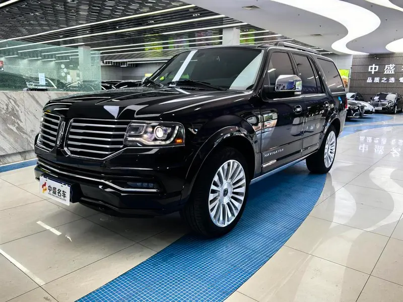 Lincoln Navigator, 2016