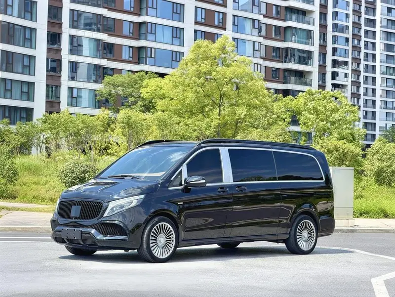 Mercedes-Benz V-Class V 260 L LWB Premium Edition, 2022 — фото 1