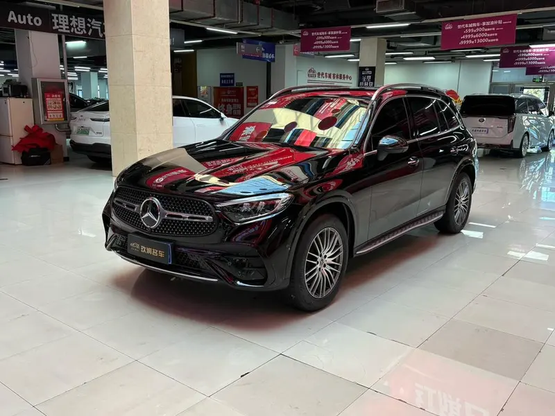 Mercedes-Benz GLC GLC 300 L 4MATIC Version 5 Seater, 2025 — фото 1