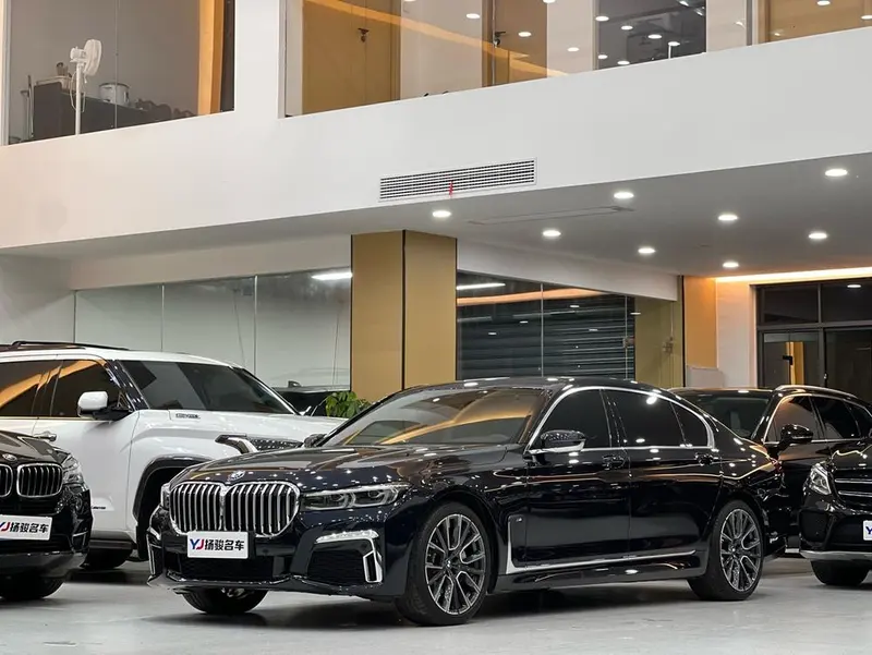 BMW 7-Series, 2019