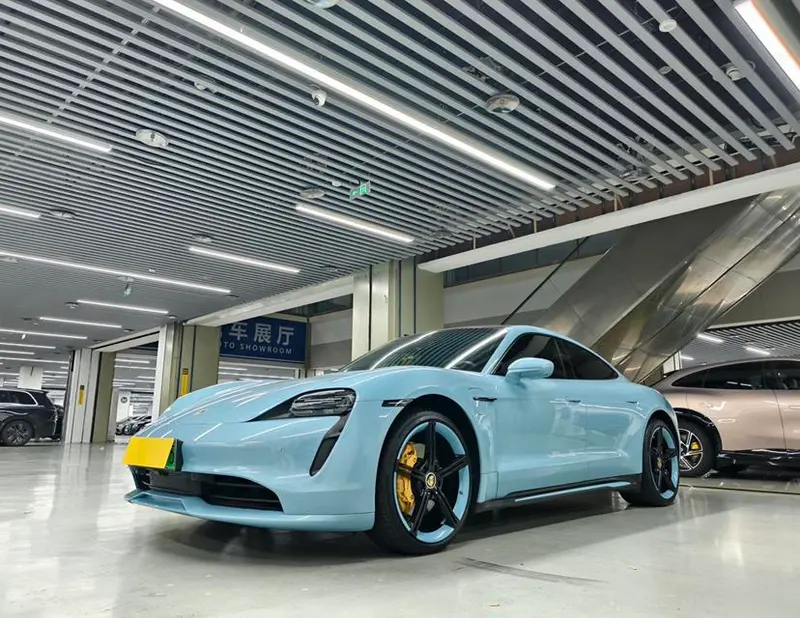 Porsche Taycan, 2020