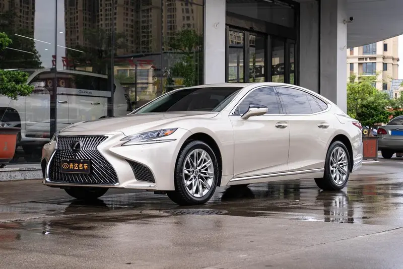 Lexus LS, 2018