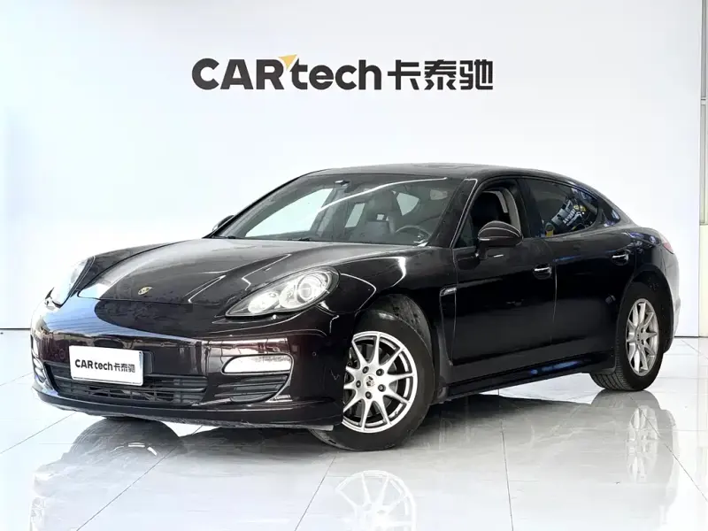 Porsche Panamera, 2011