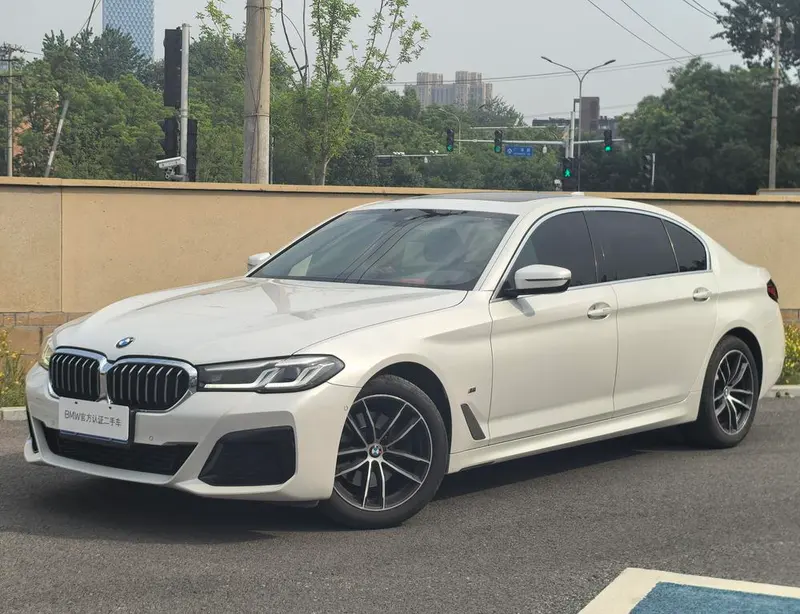 BMW 5-Series, 2021