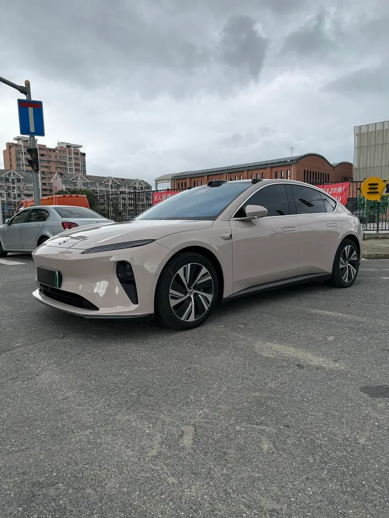 NIO ET5, 2024