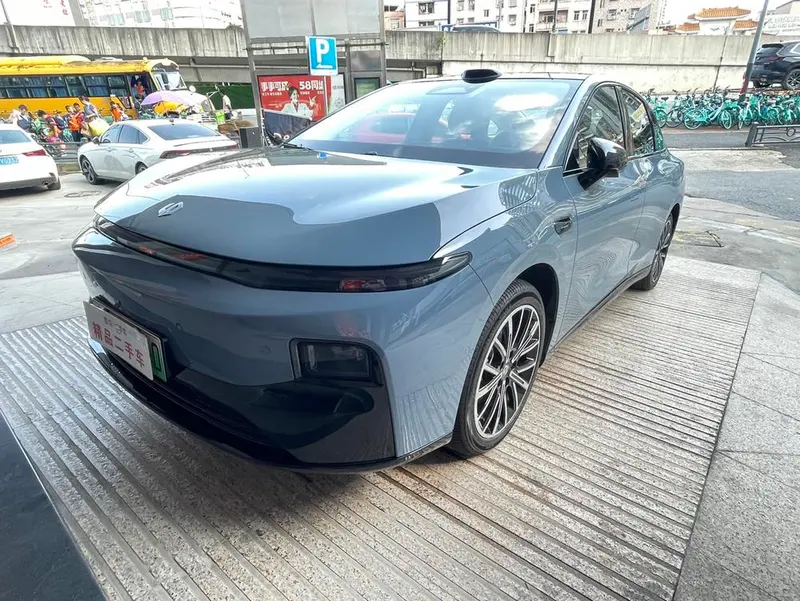 Leapmotor B01, 2025