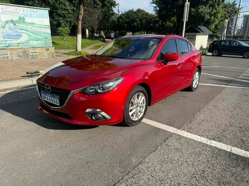 Mazda 3 Axela, 2016