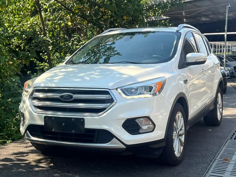 Ford Kuga, 2017