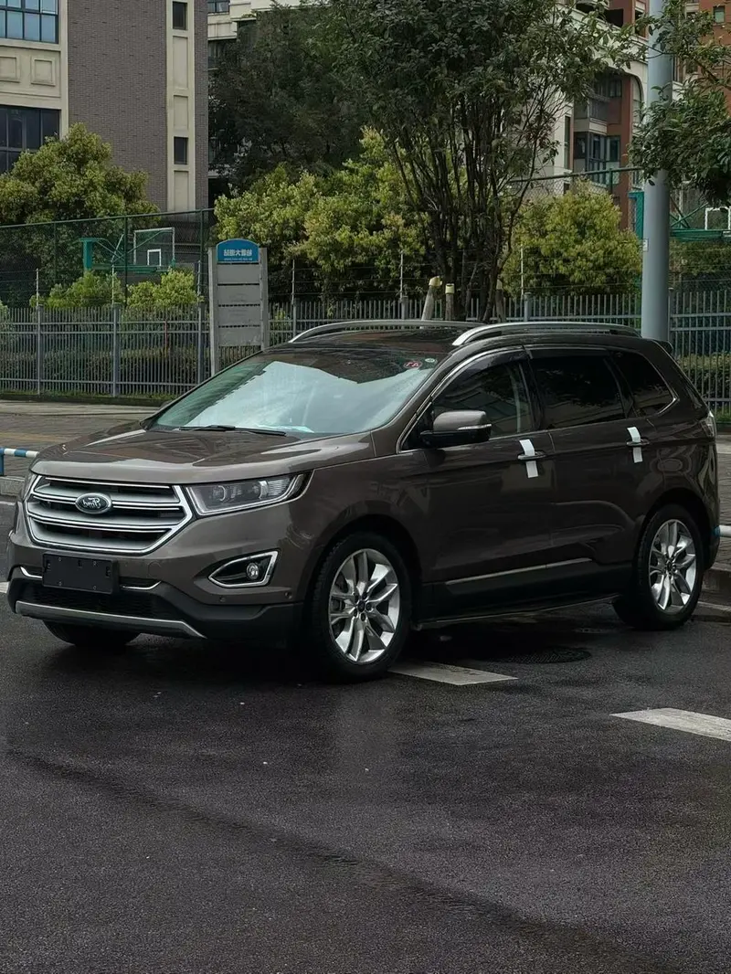 Ford Edge 2.0T GTDi 4WD Premium Sharp Version, 2015 — фото 1