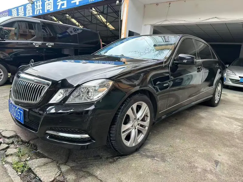 Mercedes-Benz E-Class, 2011