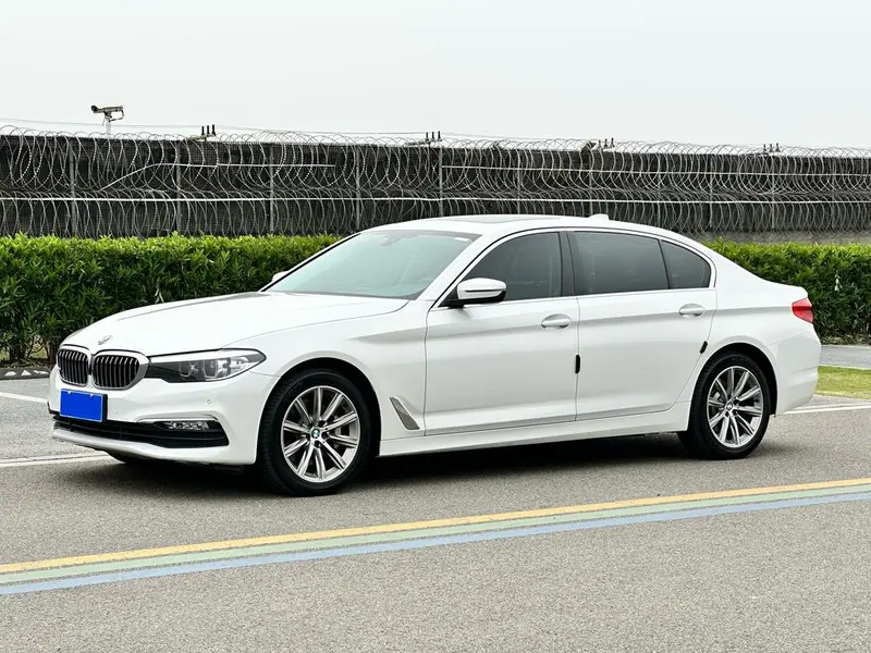 BMW 5-Series, 2018