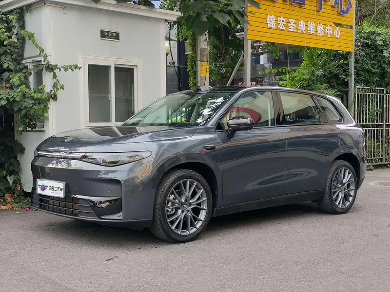 Leapmotor C10 EREV 210 Lidar Edition, 2024 — фото 1