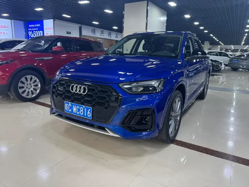 Audi Q5L, 2022