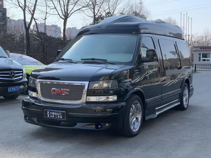 GMC Savana, 2011