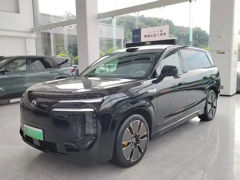 Denza N8L DM, 2025