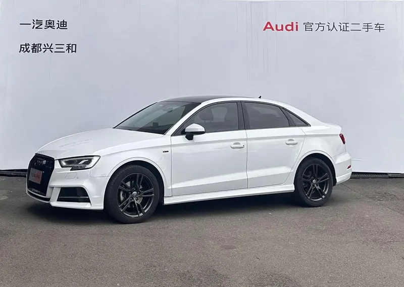 Audi A3 Limousine 35 TFSI Fashion Version CN6, 2019 — фото 1