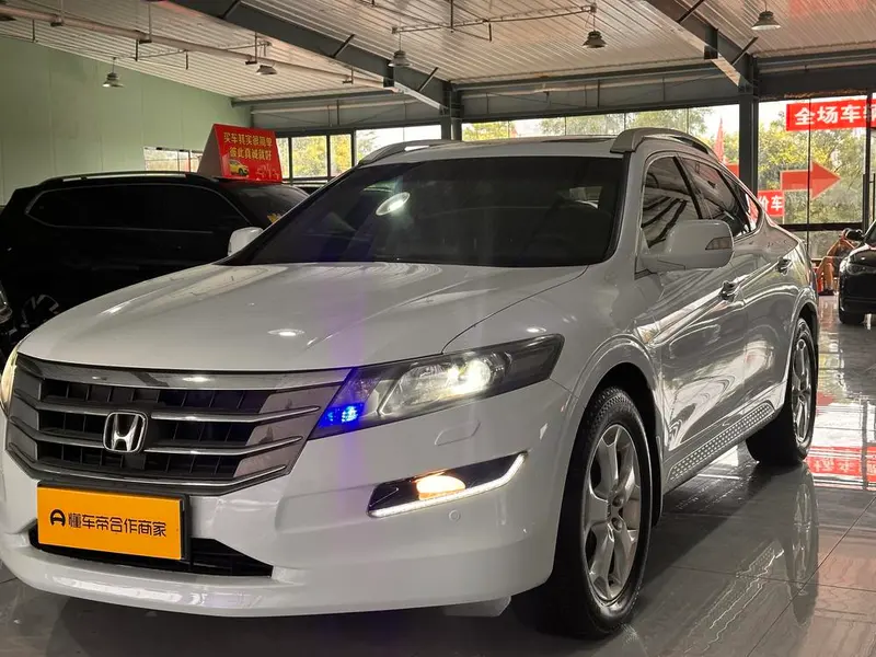 Honda Crosstour, 2012