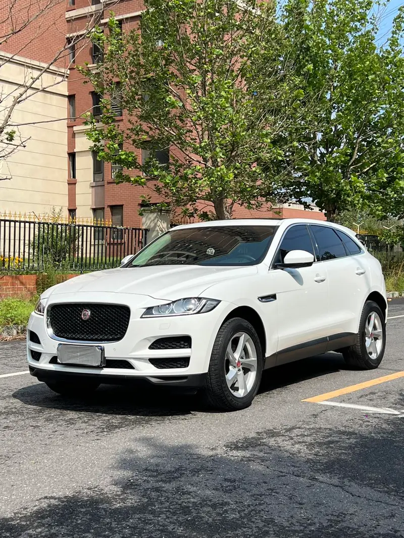Jaguar F-PACE, 2020