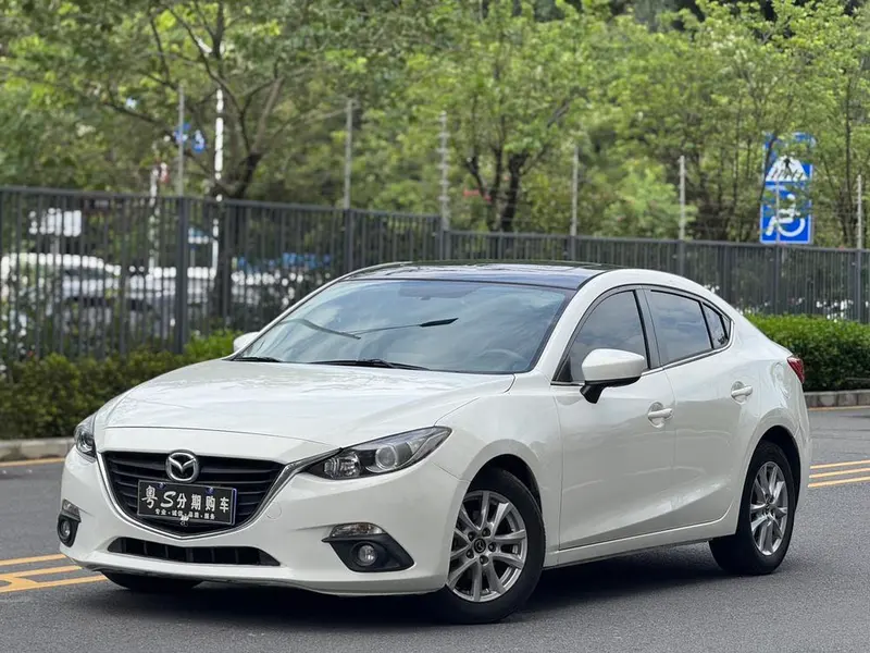 Mazda 3 Axela, 2014