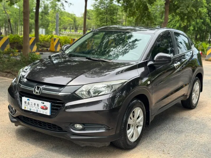Honda Vezel 1.5L CVT 2WD Comfort Version, 2015 — фото 1