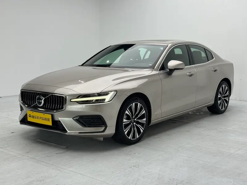 Volvo S60, 2023