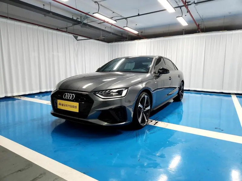 Audi A4L, 2022