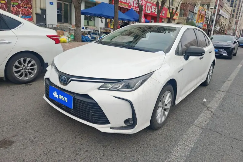 Toyota Corolla Dual Engine 1.8L E-CVT Elite Edition, 2021 — фото 1