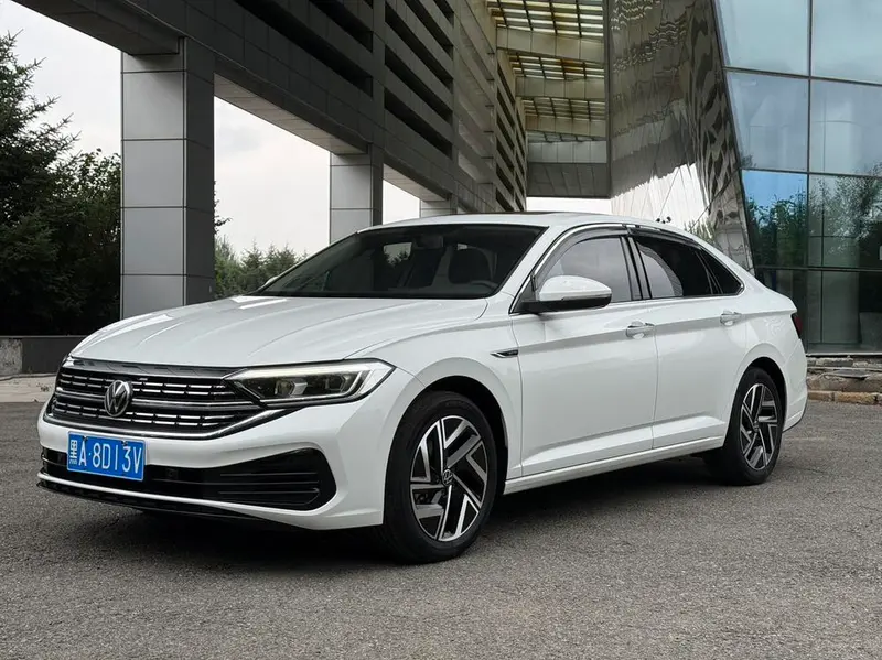 Volkswagen Sagitar, 2023