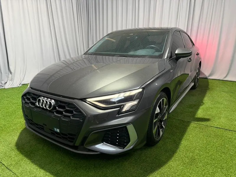 Audi A3 Facelift A3L Limousine 35 TFSI Fashion Sport Version, 2023 — фото 1
