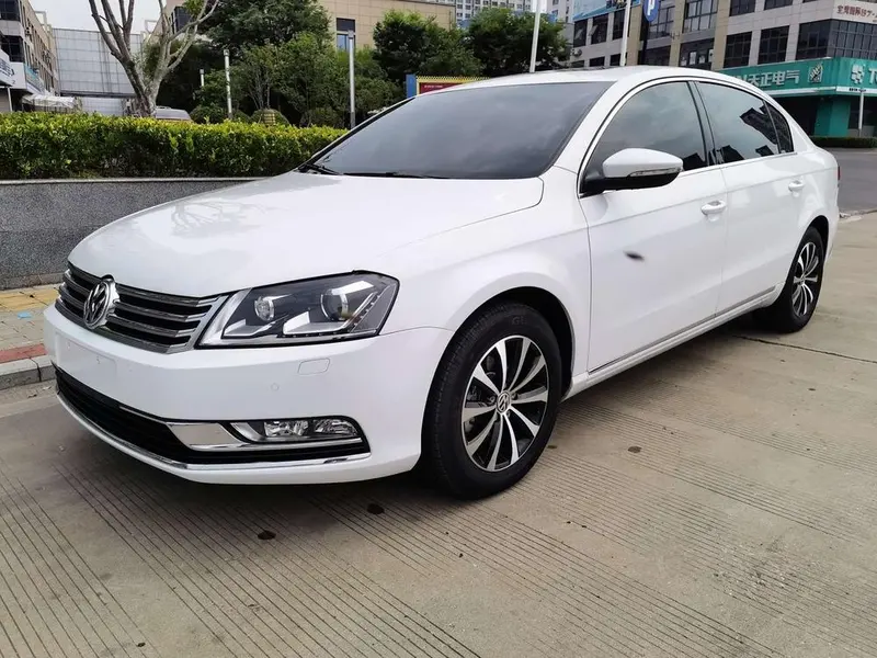 Volkswagen Magotan 1.8TSI Luxury Version, 2012 — фото 1