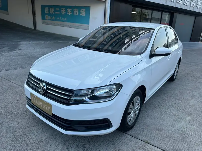 Volkswagen Santana 1.5L Manual Style Edition CN6, 2019 — фото 1