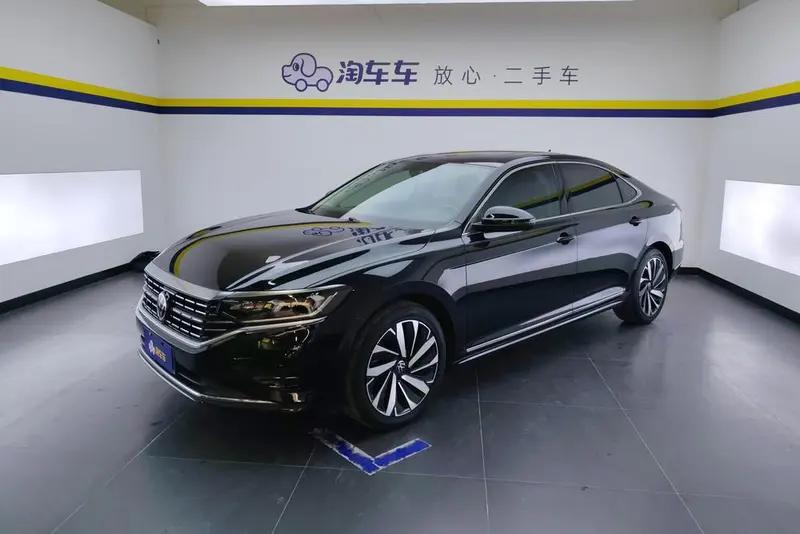 Volkswagen Passat, 2022