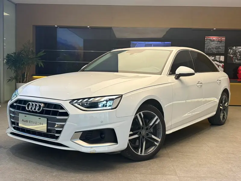 Audi A4L, 2020