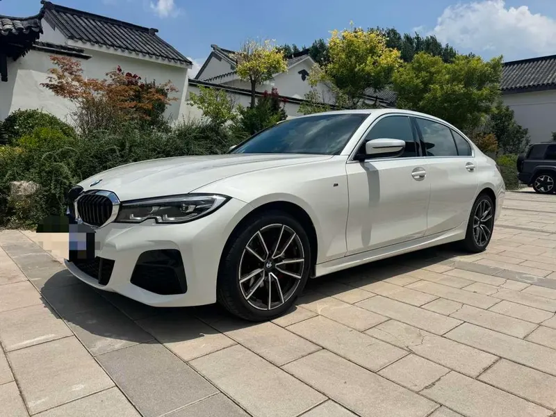 BMW 3-Series, 2021